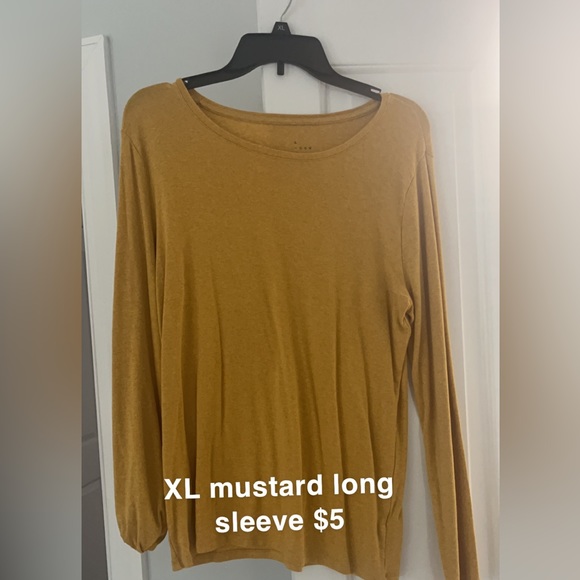 Mustard color long sleeve $7 - Picture 1 of 1